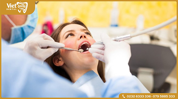 Những yếu tố ảnh hưởng đến thời gian trồng răng Implant mất bao lâu