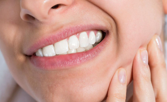 Vì sao bọc răng sứ bị lệch khớp cắn? Khắc phục thế nào?